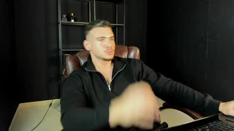 ElijahThorne online show from 1, 4, 2026