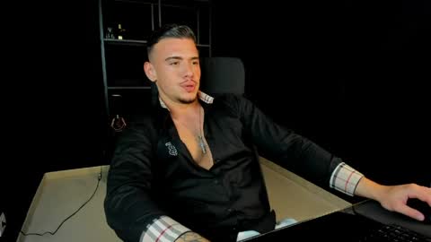 ElijahThorne online show from 9, 4, 2026