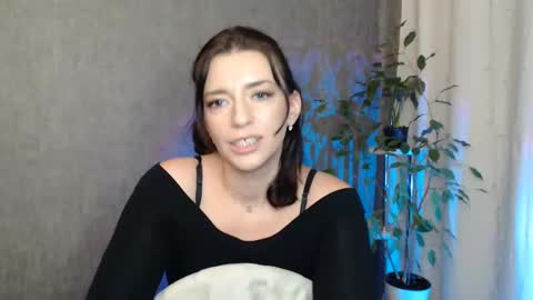 Elina online show from 31, 1, 2025