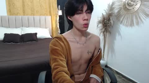 Snapshot of elio_collem chatting on 6, 11, 2025 ELIO online show from 6, 11, 2025