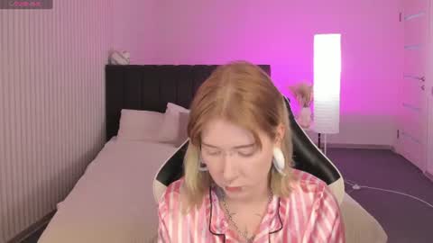 Elira Vane online show from 30, 6, 2026