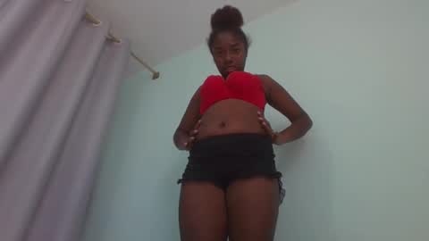 Snapshot of elisa821456 chatting on 5, 3, 2026 elisa821456 online show from 5, 3, 2026