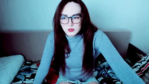 Snapshot of elisa_2001 chatting on 5, 5, 2026 Liza online show from 5, 5, 2026