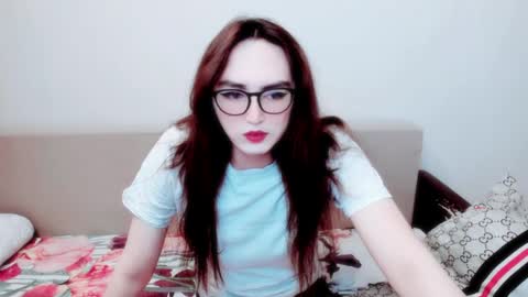 Snapshot of elisa_2001 chatting on 19, 5, 2026 Liza online show from 19, 5, 2026