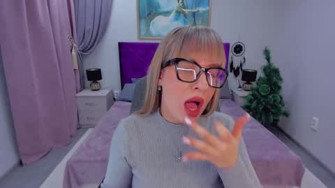 Elisabeth online show from 15, 1, 2025