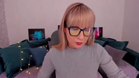 Elisabeth online show from 6, 2, 2025