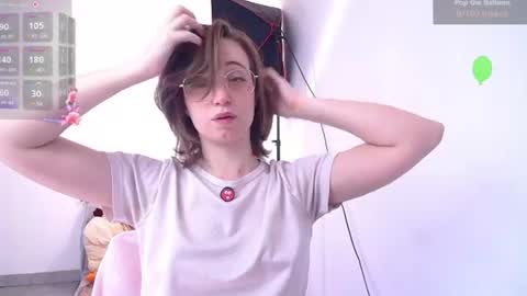 elise_nyx online show from 2, 8, 2026