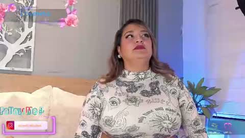 Elise Play Boobs online show from 24, 7, 2026