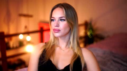 Sunflower  online show from 6, 11, 2025