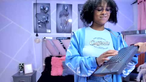 elit noa online show from 4, 2, 2025