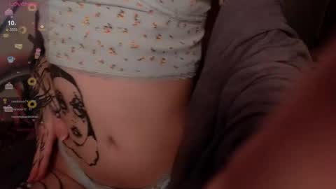 Elizabeth online show from 25, 11, 2025