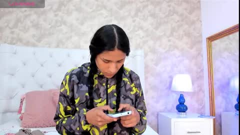 Snapshot of elizabet_taylor_ chatting on 4, 1, 2025 Elizabet Taylor online show from 4, 1, 2025