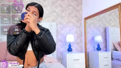 Snapshot of elizabet_taylor_ chatting on 26, 1, 2025 Elizabet Taylor online show from 26, 1, 2025