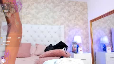 Snapshot of elizabet_taylor_ chatting on 7, 2, 2025 Elizabet Taylor online show from 7, 2, 2025