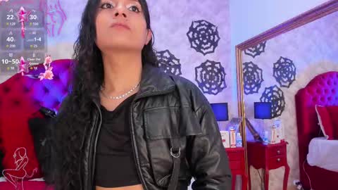 Snapshot of elizabet_taylor_ chatting on 14, 10, 2025 Elizabet Taylor online show from 14, 10, 2025