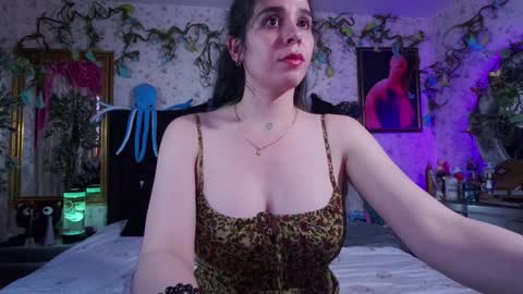 Snapshot of elizabeth77_ chatting on 27, 1, 2025 Elizabeth online show from 27, 1, 2025