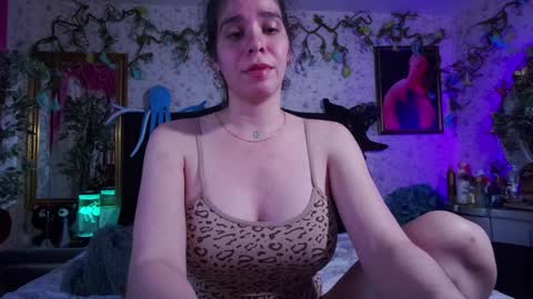 Snapshot of elizabeth77_ chatting on 28, 1, 2025 Elizabeth online show from 28, 1, 2025