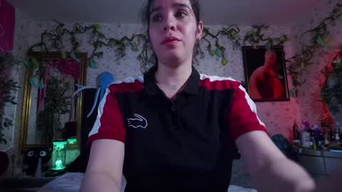 Snapshot of elizabeth77_ chatting on 4, 2, 2025 Elizabeth online show from 4, 2, 2025