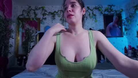 Snapshot of elizabeth77_ chatting on 11, 2, 2025 Elizabeth online show from 11, 2, 2025