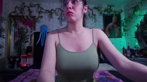 Snapshot of elizabeth77_ chatting on 15, 2, 2025 Elizabeth online show from 15, 2, 2025