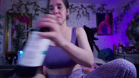 Snapshot of elizabeth77_ chatting on 1, 3, 2025 Elizabeth online show from 1, 3, 2025