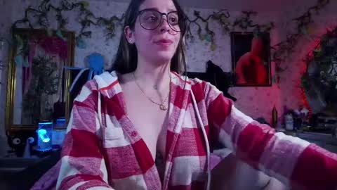 Snapshot of elizabeth77_ chatting on 10, 3, 2025 Elizabeth online show from 10, 3, 2025