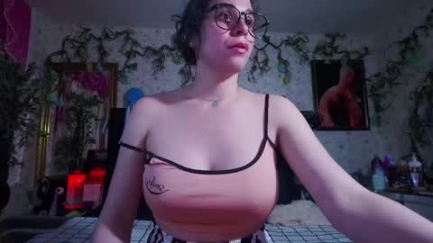 Snapshot of elizabeth77_ chatting on 20, 9, 2025 Elizabeth online show from 20, 9, 2025