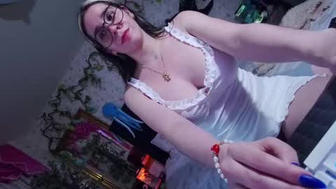 Snapshot of elizabeth77_ chatting on 29, 9, 2025 Elizabeth online show from 29, 9, 2025
