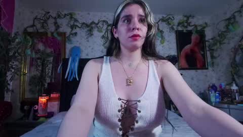 Snapshot of elizabeth77_ chatting on 2, 10, 2025 Elizabeth online show from 2, 10, 2025