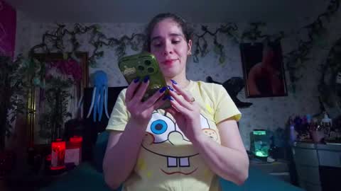 Snapshot of elizabeth77_ chatting on 18, 10, 2025 Elizabeth online show from 18, 10, 2025