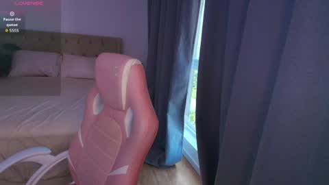 Elezabeth online show from 7, 4, 2026