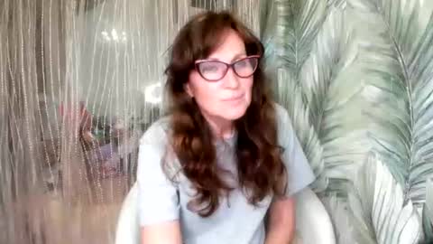 elizabeth_hottt online show from 30, 6, 2026