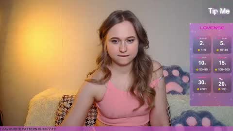 Snapshot of elizabeth_kitty_ chatting on 17, 10, 2025 Lizzy online show from 17, 10, 2025