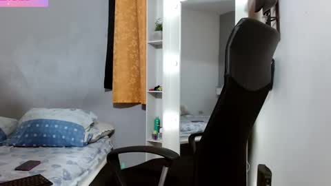 elizabeth_rizzo online show from 13, 1, 2025