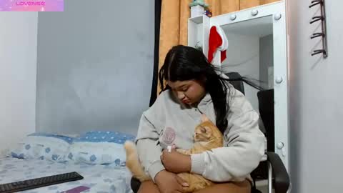 elizabeth_rizzo online show from 16, 1, 2025