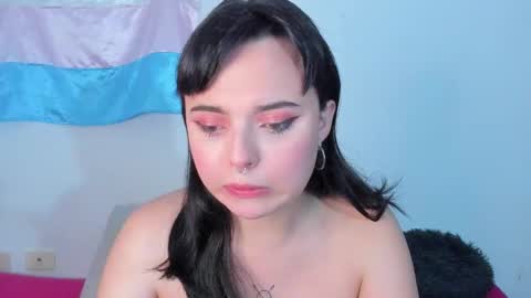 Snapshot of elizabeth_taylorxxx chatting on 16, 12, 2025 Elizabeth Taylor online show from 16, 12, 2025