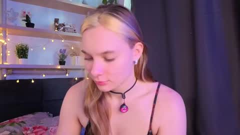Snapshot of elizabethandersen chatting on 2, 5, 2026 Elizabeth online show from 2, 5, 2026