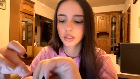 Mia online show from 27, 11, 2025