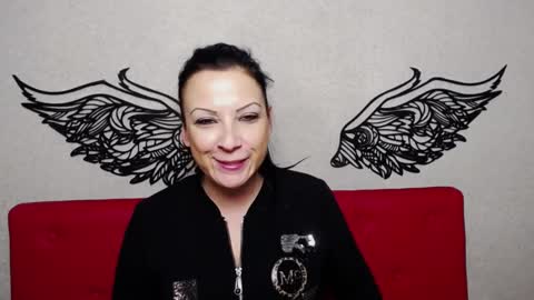 Snapshot of elizabethsho chatting on 7, 12, 2024 ElizabethSho online show from 7, 12, 2024