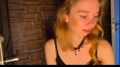 Snapshot of elizastorm chatting on 16, 7, 2026 Eliza online show from 16, 7, 2026