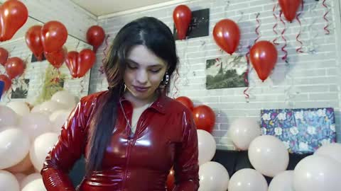 Snapshot of elizatex chatting on 12, 3, 2025 online show from 12, 3, 2025