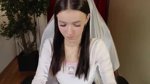 elizzza_ online show from 12, 11, 2025