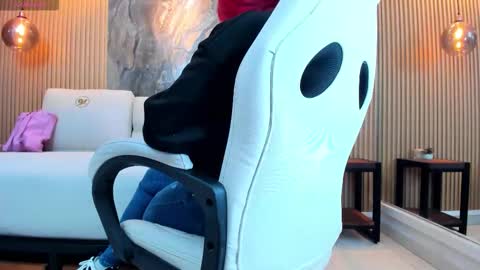 ella harper online show from 22, 11, 2025