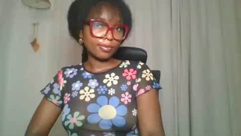 Ella online show from 9, 10, 2025