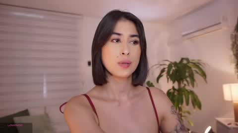 ELLA OWEN online show from 22, 5, 2026