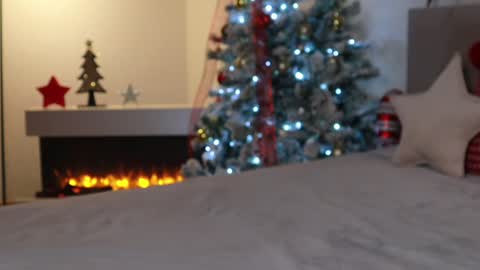 Ella online show from 9, 1, 2025