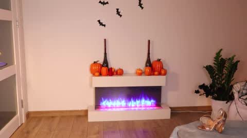 Ella online show from 26, 10, 2025