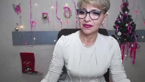 EllaBonito online show from 6, 1, 2025