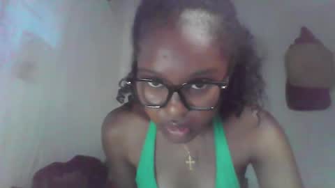 Snapshot of ellah245 chatting on 14, 2, 2026 ellah245 online show from 14, 2, 2026