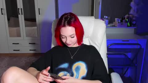 Snapshot of ellales chatting on 5, 11, 2025 ellales online show from 5, 11, 2025